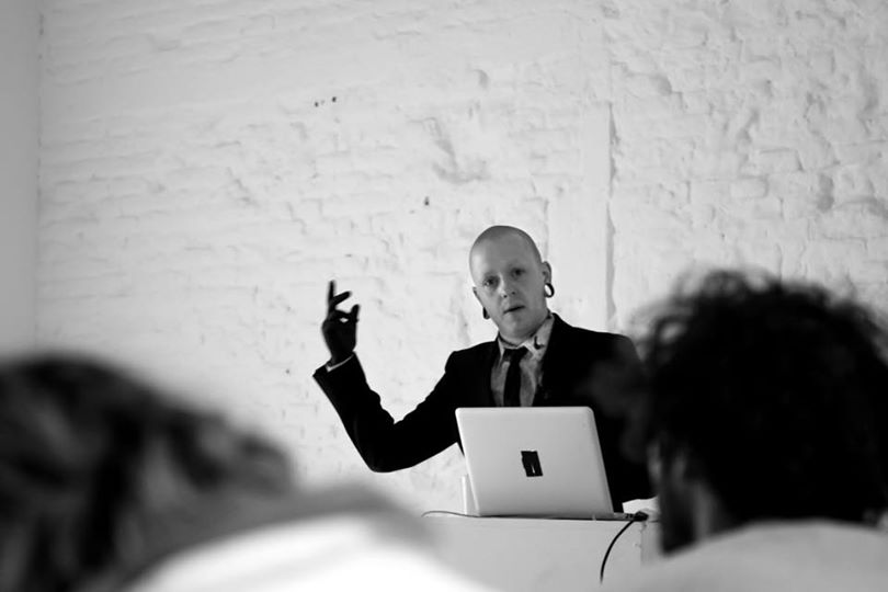 09.’Aktion, Intervention & Risk‘ , conference by Kris Canavan for students, at MAAC, 08.11.2017, foto © Chloé Clément